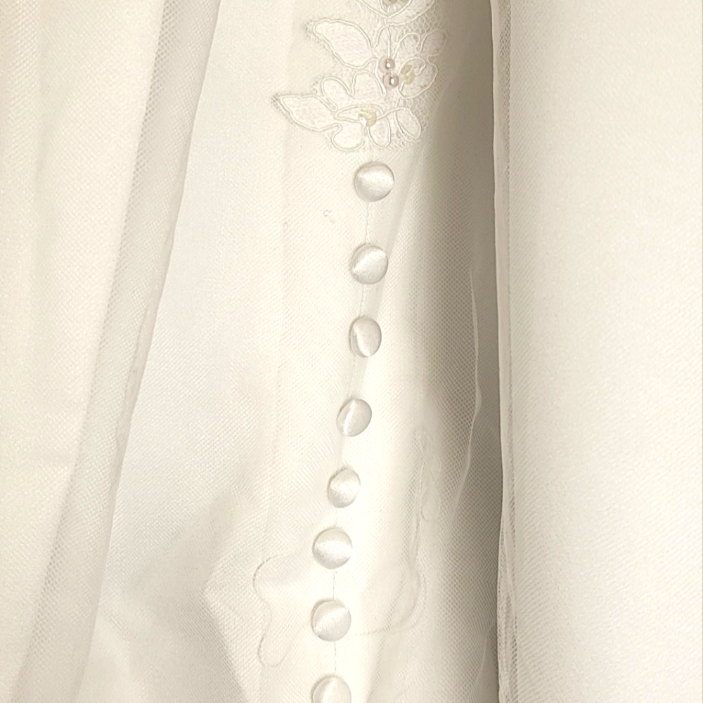 Anjolique Gorgeous White Boutique Gown Dress w/ Long Train - Picture 9 of 16